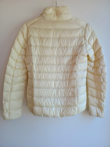 Campera Uniqlo Beige (Usado)
