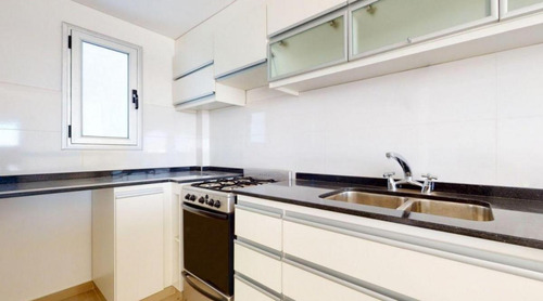 Departamento En Venta - 2 Dormitorios 1 Baño - Cochera - 85mts2 - La Plata