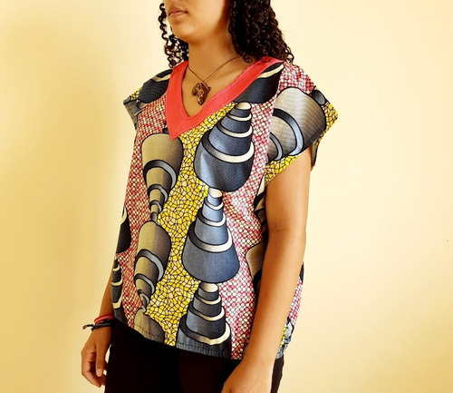 Imagem 2 de 5 de Blusa Bata Feminina Tecido Safi