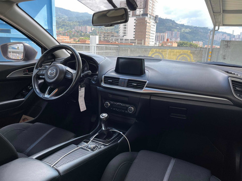 Imagen 5 de 12 de Mazda 3 2.0 Touring Mt 2017