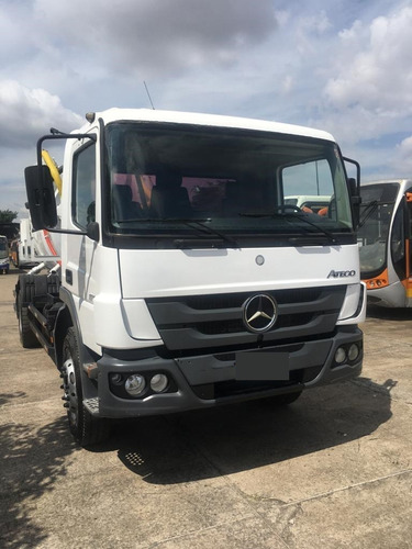 Caminhão Mb Atego 1719 4x2 Ano 2012 C/ Limpa Fossa Sibravac