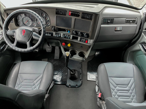 Kenworth T680 2015