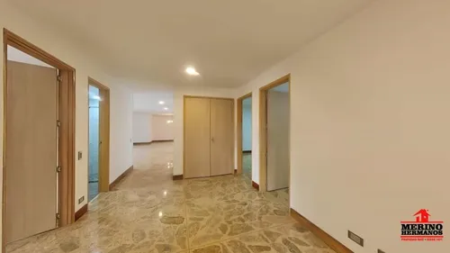 Apartamento En Arriendo En Medellín - El Poblado