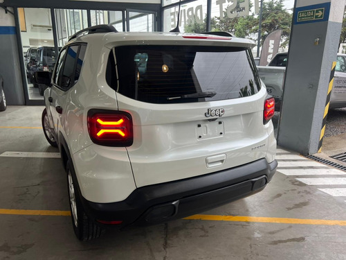 Jeep Renegade 1.8 Sport