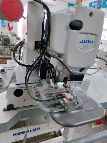 Maquina De Coser  Juki Ams-210en Campo 10 X15 Muy Poco Uso!!