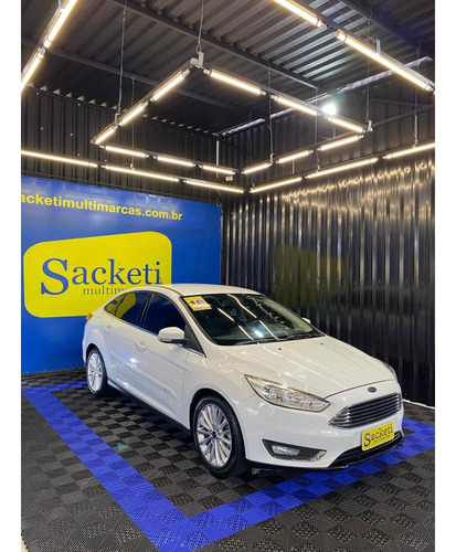 Ford Focus 2.0 TITANIUM FASTBACK 16V FLEX 4P POWERSHIFT