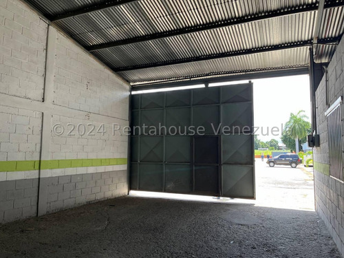 Amplio Galpon En Alquiler Zona Industrial Luz Trifasica Pozo De Agua Altura Porton 5 Metros Entrada Gandola Carga Pesada Estef 25-2261