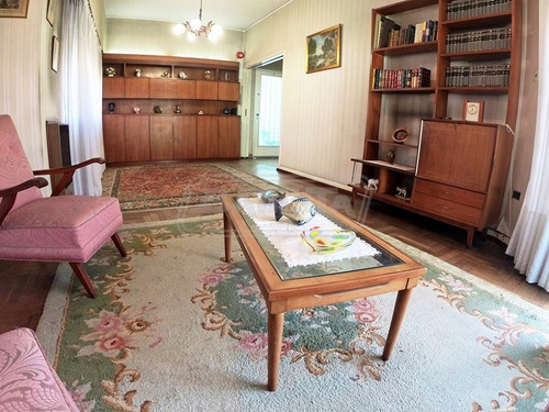 Imagen 4 de 17 de Casa En Venta En Ramos Mejia Sur