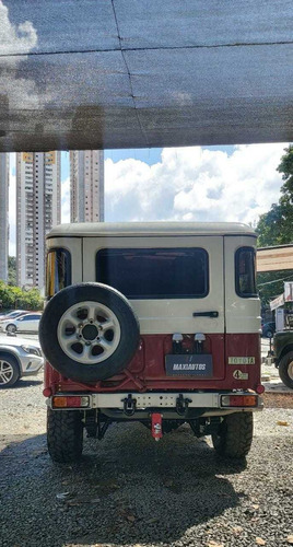 Toyota Land Cruiser Fj 2.0 Mt 267952 Km Rojo 4x4