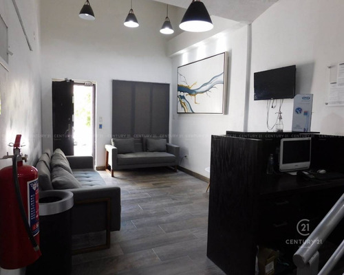 Imagen 3 de 4 de Oficina En Renta En Residencial Campestre