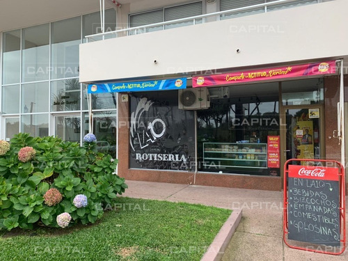 Local En Venta Playa Mansa Parada 10 Habilitación Para Restaurante- Ref: 27876