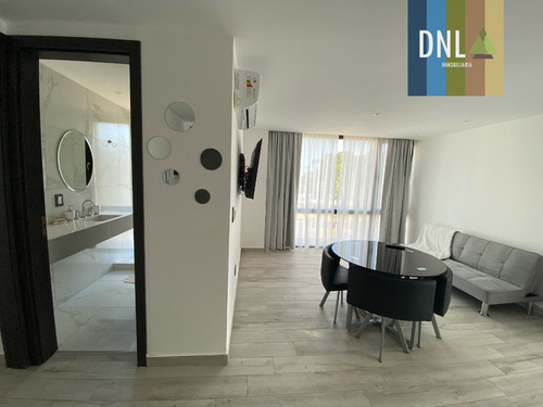 Departamento De Categoria Con Terraza Privada, Jacuzzi, Parilla Y Piscina En El Complejo! A Metros De Bunge E Intermedanos