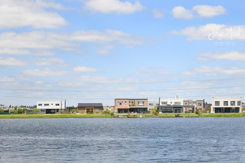 Lote Laguna #200-300 - Villa Nueva - San Gabriel - 793m2 #id 7221