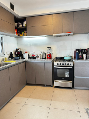 Casa Tipo Duplex De 3 Dormitorios