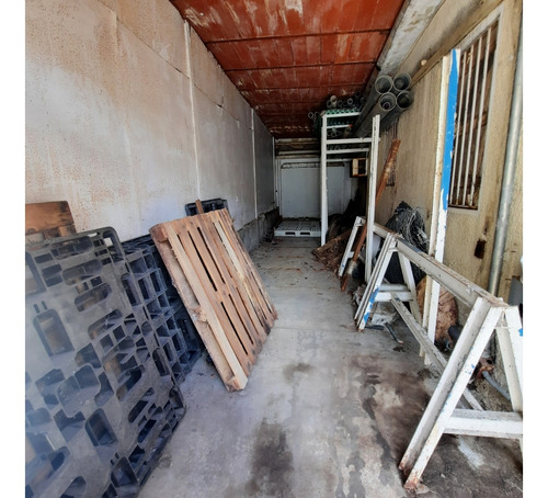 Se Alquila Casa Comercial En La Carlota Para Remodelar