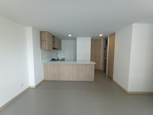 Apartamento Para Arriendo En Medellin Sector Ciudad Del Rio (20988).