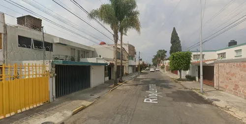 Casa En Venta En Jardines De San Manuel, Puebla De Zaragoza.