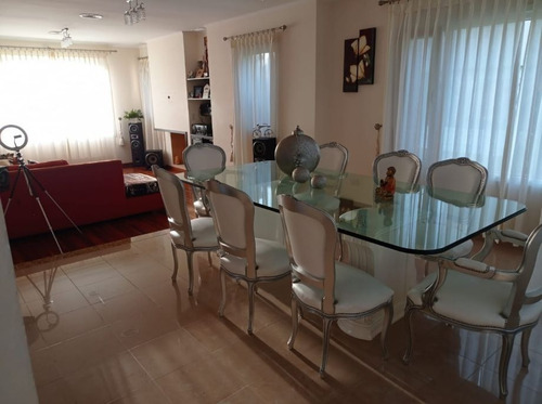Hermosa Propiedad En Venta En El Corazón Del Barrio Privado Fincas De Iraola 1 - Con Piscina!!
