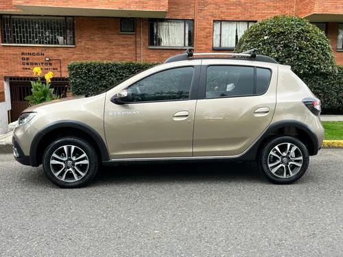 Renault Stepway 1.6 Intens Cvt