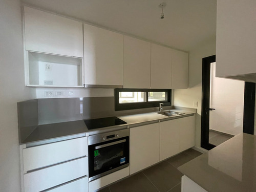Imagen 8 de 15 de Excelente Apartamento 3 Dormitorios Con Vista A La Rambla De Malvín - Lyra #801