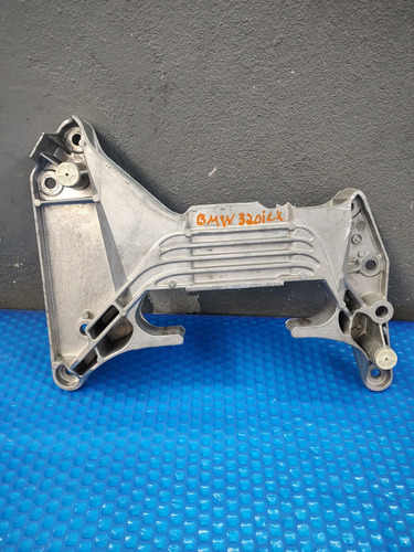 Suporte Calço Diferencial Traseiro Bmw 320i G20 21 2022 2023 (Usado)