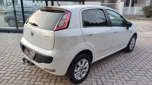 Fiat Punto Attractive 1.4 Flex