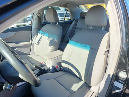 Toyota Corolla Corolla Sedan GLi 1.8 16V (flex) (aut)