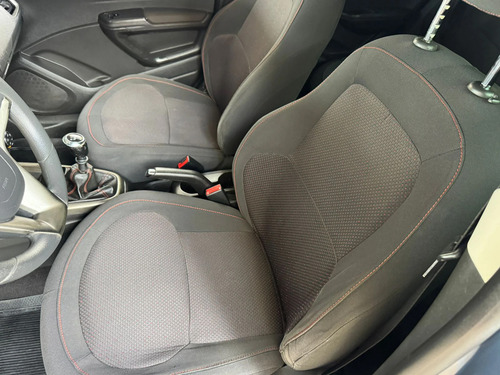 Chevrolet Onix 1.4 MPFI LT 8V FLEX 4P MANUAL