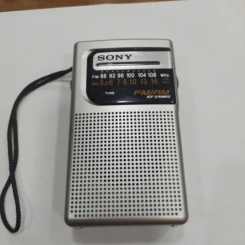 Antigua Radio Sony Icfs10mk2 Am/fm Portátil