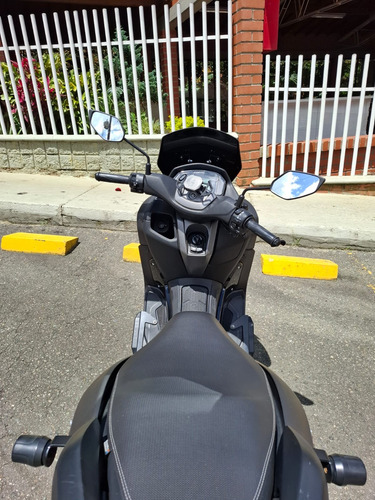 Nmax Connect 155 Modelo 2024, Único Dueño