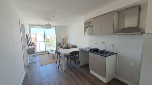 Imagen 2 de 7 de -apartamento De Dos Dormitorios Con Balcón, Torres Oliva, Cordón Sur.