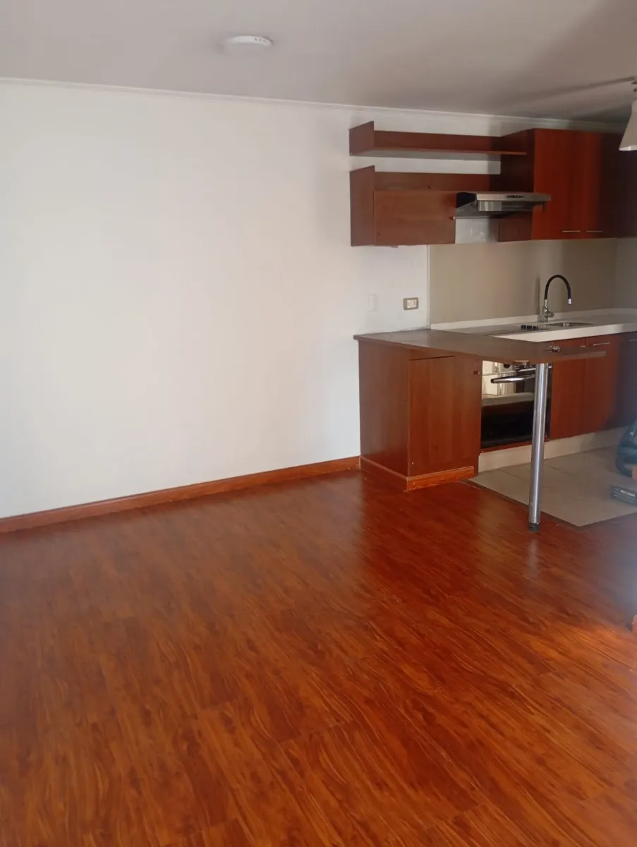 Imagen 5 de 15 de Luminoso Departamento Arriendo 2 Dormitorios, 1 Baño, Stgo