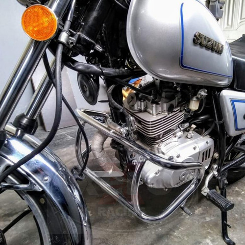 Imagen 2 de 3 de Mataperro Defensa Suzuki Gn 125 Cromada En Xero Racing