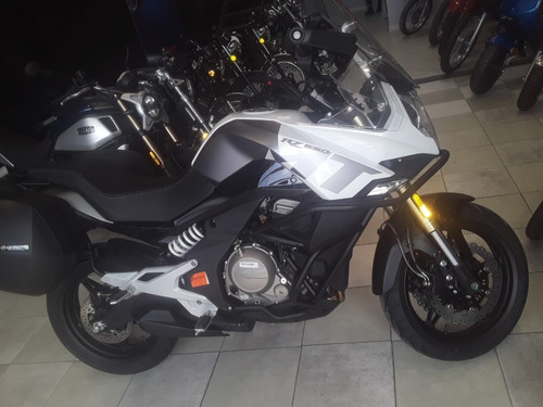 Imagen 4 de 15 de Cf Moto Nk 650 Mt 0km -envios A Todo El Pais-