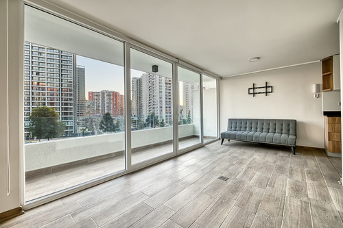 Edificio Lofty Vista Oriente Piso 5