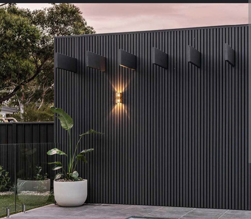 Dk Wall Panel Clading  Pvc Negro Exterior 2.90x16 Pared