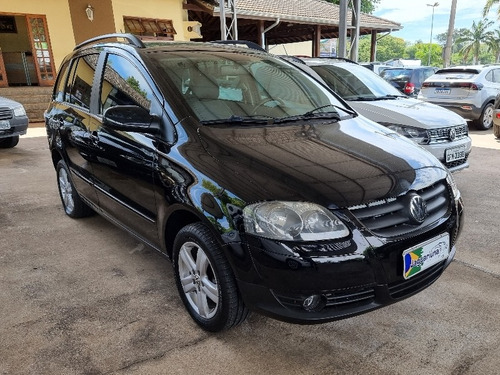 Imagem 3 de 8 de Volkswagen Spacefox 1.6 Mi Sportline 8v