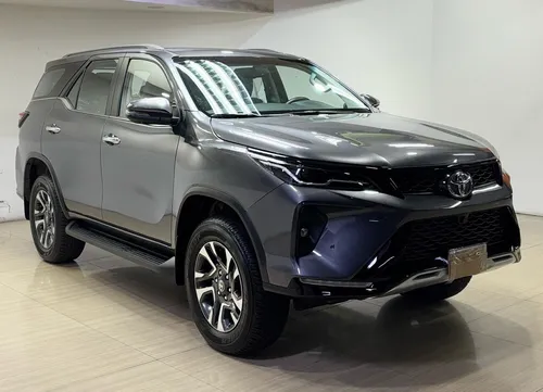Toyota Fortuner Sw4 2025