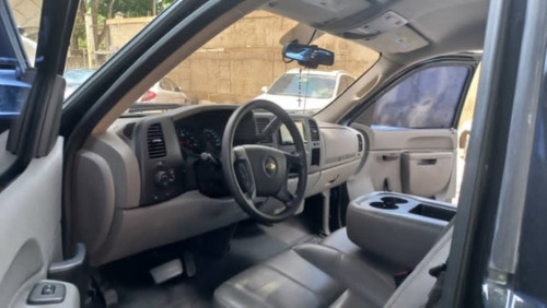 Imagen 5 de 10 de Chevrolet Silverado