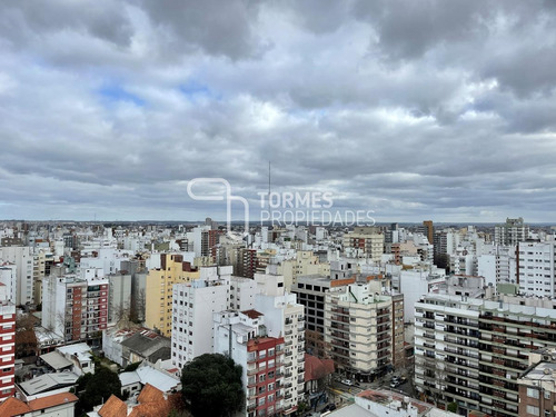 Imagen 17 de 30 de Tour Virtual Departamento En Venta 2 Ambientes En Dúplex Con Vista Panorámica - Centro Mar Del Plata