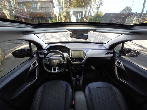 Imagen 12 de 15 de Peugeot 208 Nafta 1.6 Feline Caja Manual Año 2018