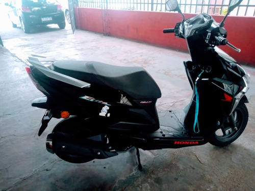 Imagen 3 de 8 de Honda New Elite 125