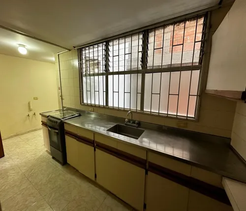 Se Vende Apartamento En El Estadio Ml