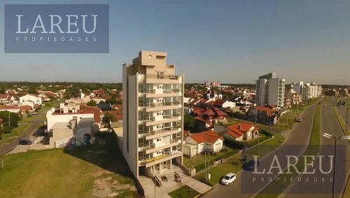 Imagen 12 de 30 de Departamento - B.f.u.camet