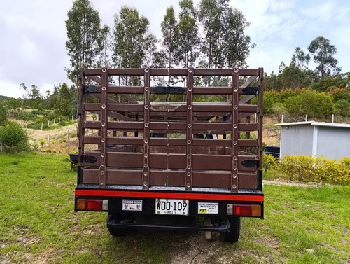 Nissan Frontier 2.5l Chasis Diésel 4x2