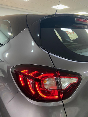 Imagen 15 de 15 de Renault Captur Iconic Ta 2021