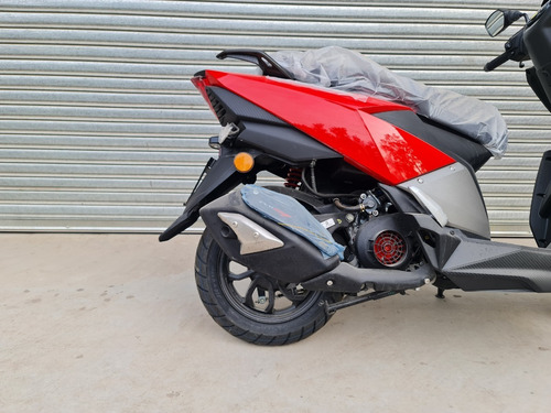 Imagen 3 de 10 de Beta Scooter Tvs Ntorq