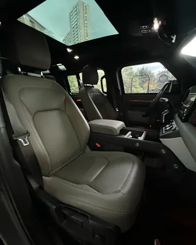 Land Rover Defender X-dinamic P400 2023 B2+