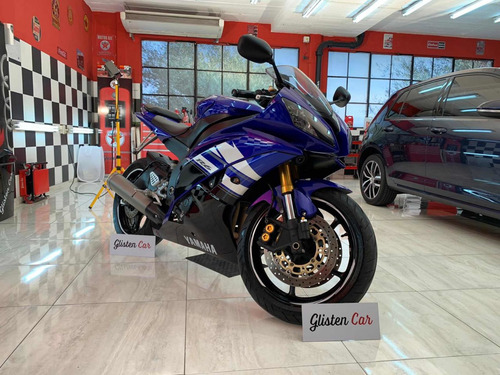 Yamaha R6