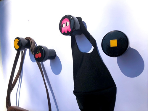 Imagem 9 de 10 de Kit Gancho Parede Pendurador Cabideiro Pac Man Pintado A Mão